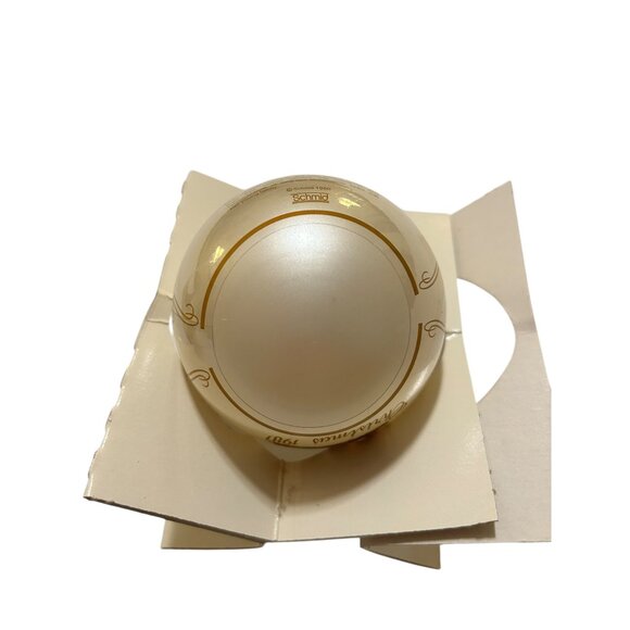 Berta Hummel 1981 Christmas Ornament "A Time To Remember" Eighth Limited Edition - Picture 6 of 14